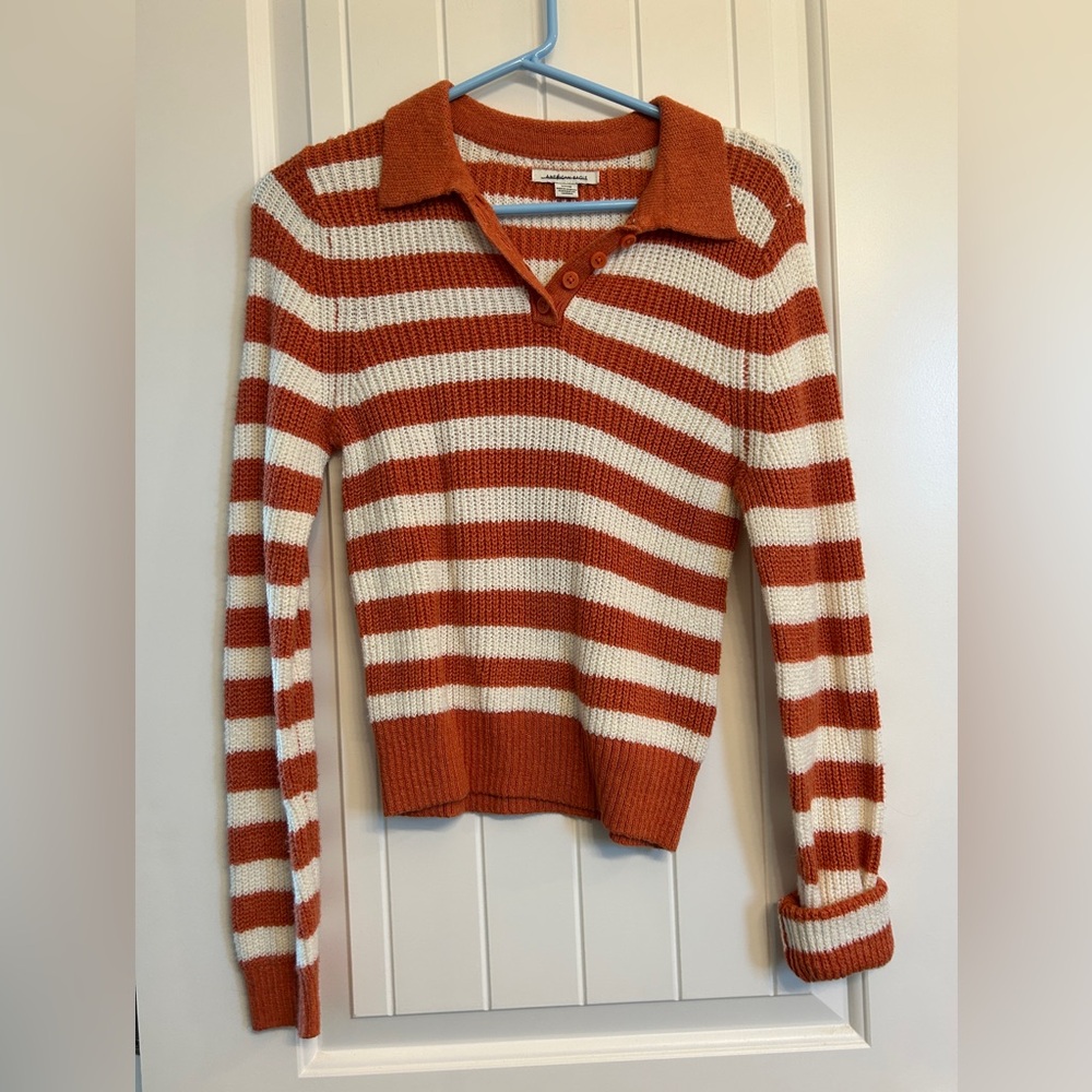 American Eagle Outfitters V-Neck Striped Sweater - Orange and Cream